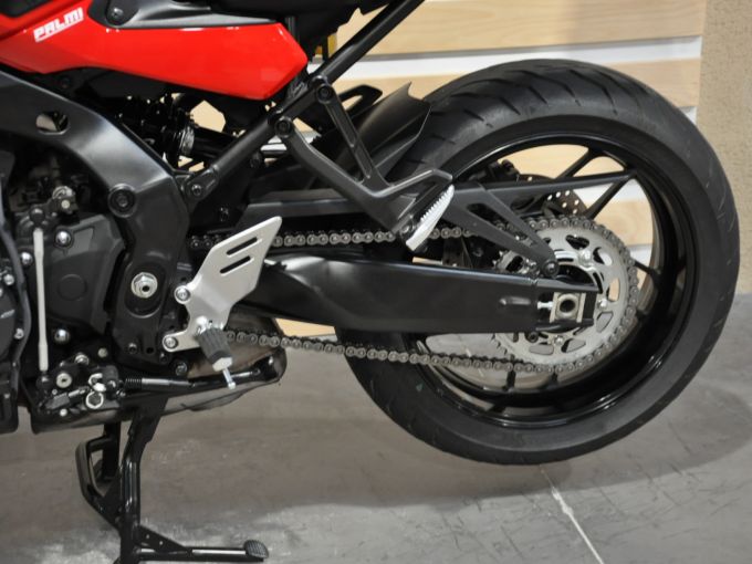 YAMAHA TRACER 9 4