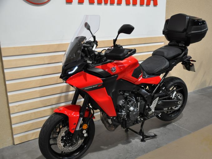 YAMAHA TRACER 9 4