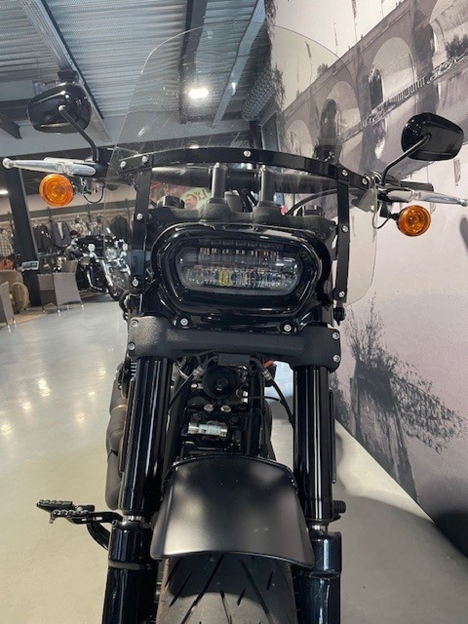 HARLEY-DAVIDSON SOFTAIL FAT BOB 1868 4