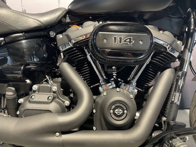 HARLEY-DAVIDSON SOFTAIL FAT BOB 1800 4