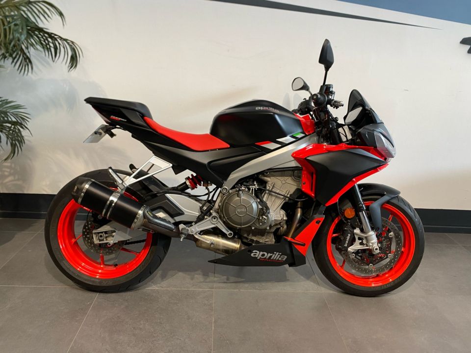 APRILIA TUONO 660 4