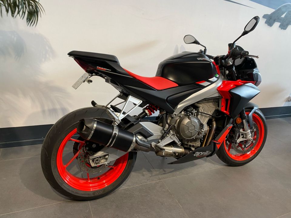 APRILIA TUONO 660 4