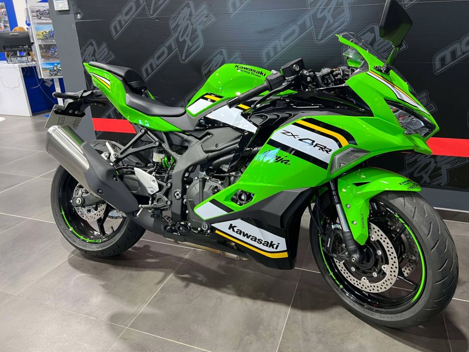 KAWASAKI ZXR 400 4