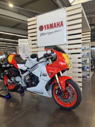 YAMAHA XSR 900 GP - 2024