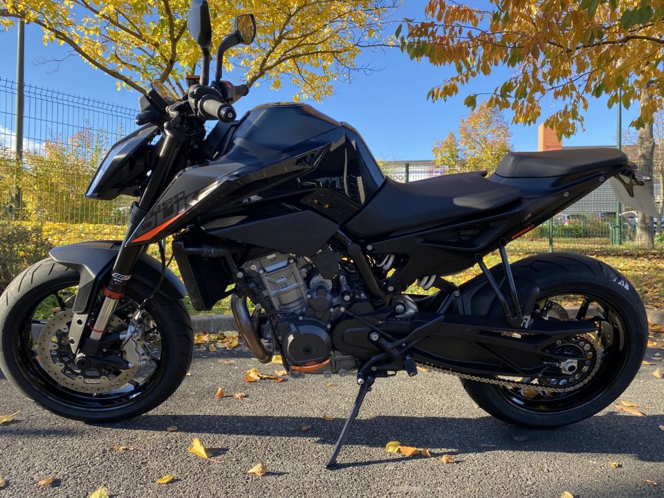 KTM 890 DUKE L 4