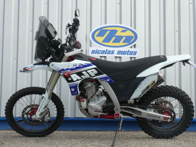 AJP PR7 4