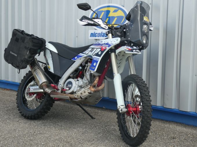 AJP PR7 4