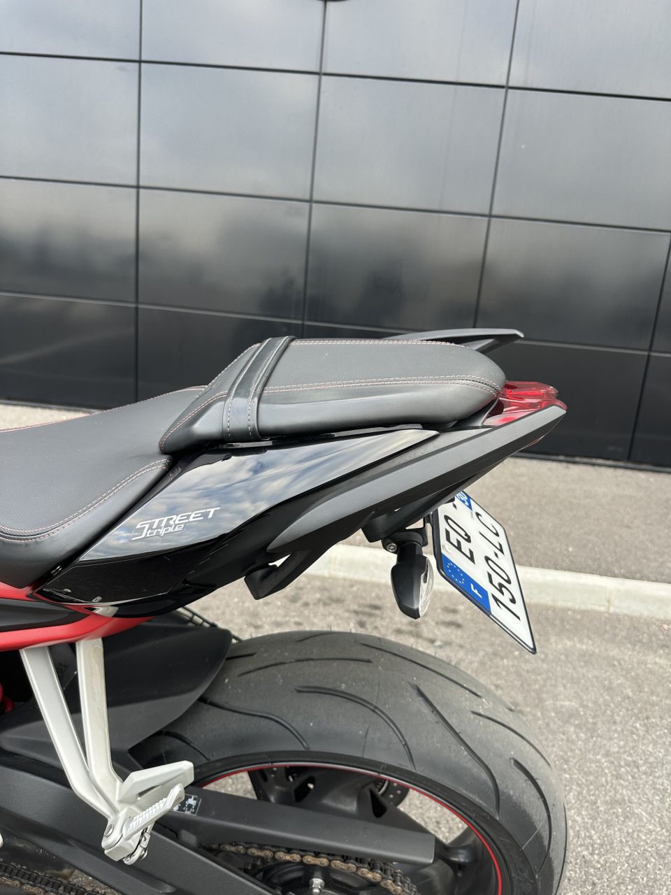 TRIUMPH STREET TRIPLE 765 R 4