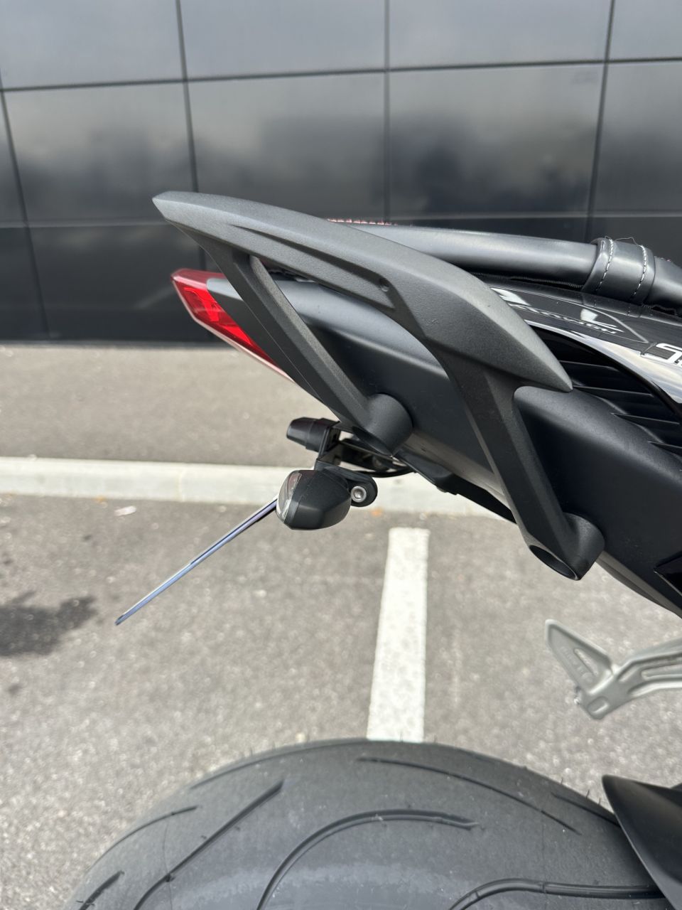 TRIUMPH STREET TRIPLE 765 R 4