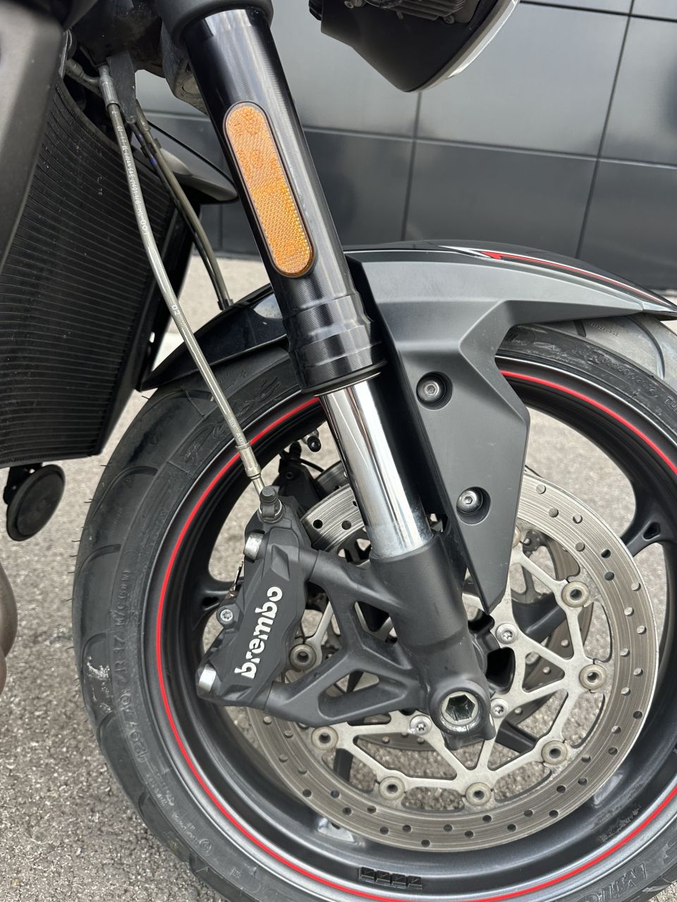 TRIUMPH STREET TRIPLE 765 R 4