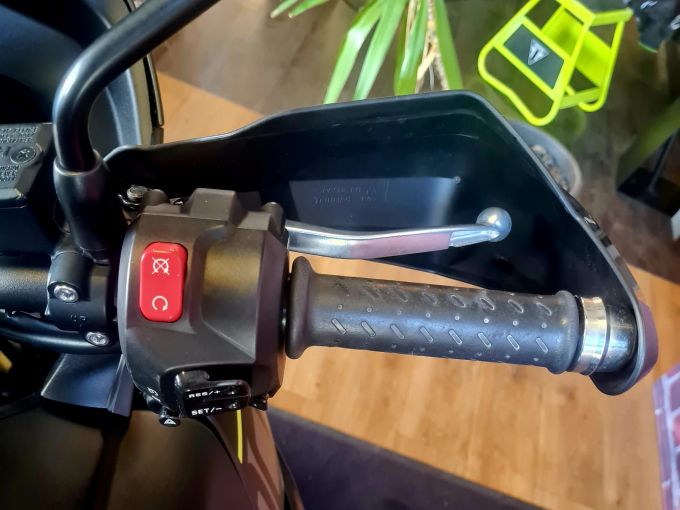 TRIUMPH TIGER 1050 SPORT 4