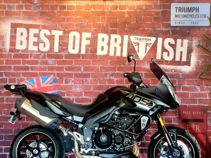 TRIUMPH TIGER 1050 SPORT 4