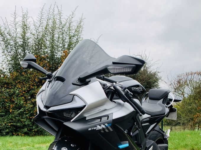 CF MOTO 675SR-R 4