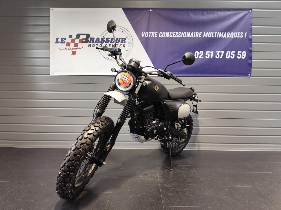 ARCHIVE MOTORCYCLE OUTBACK 125 4