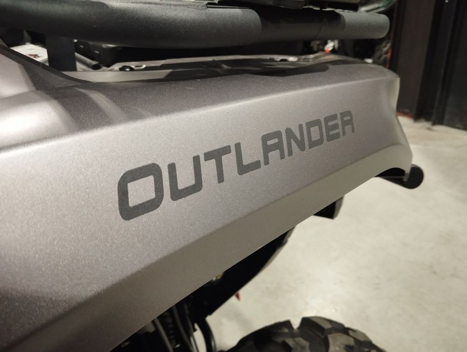 CAN-AM Outlander Max 700 XT 2024 4