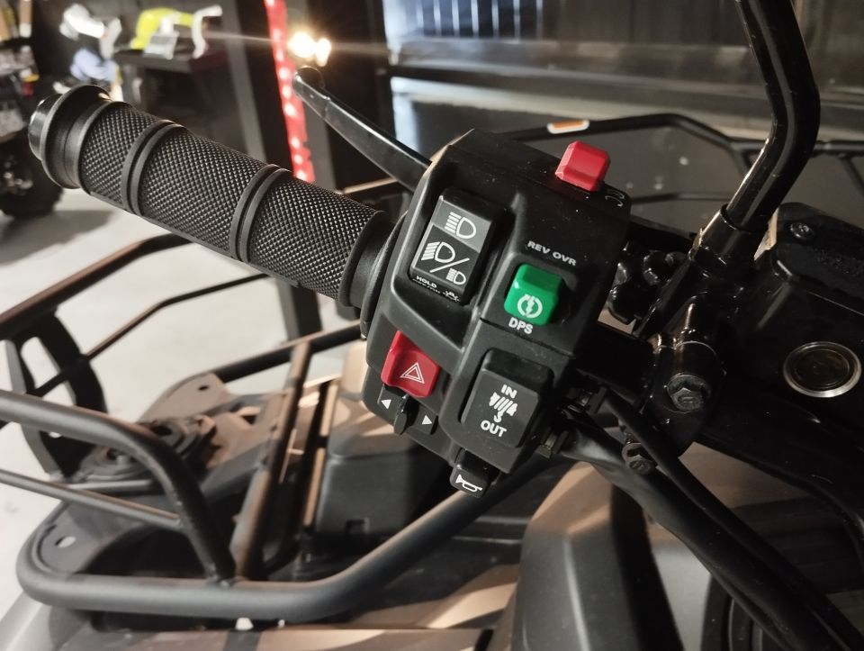 CAN-AM Outlander Max 700 XT 2024 4