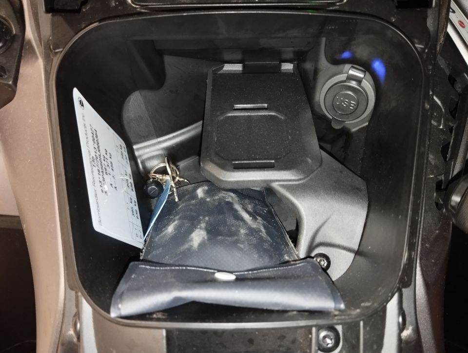 CAN-AM Outlander Max 700 XT 2024 4