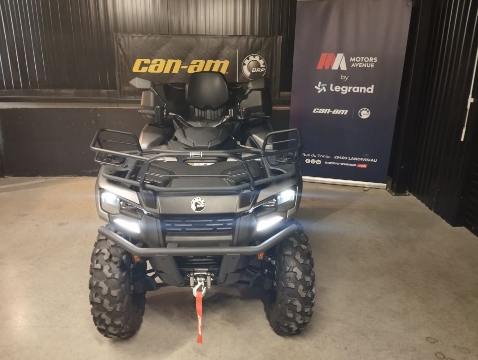 CAN-AM Outlander Max 700 XT 2024 4
