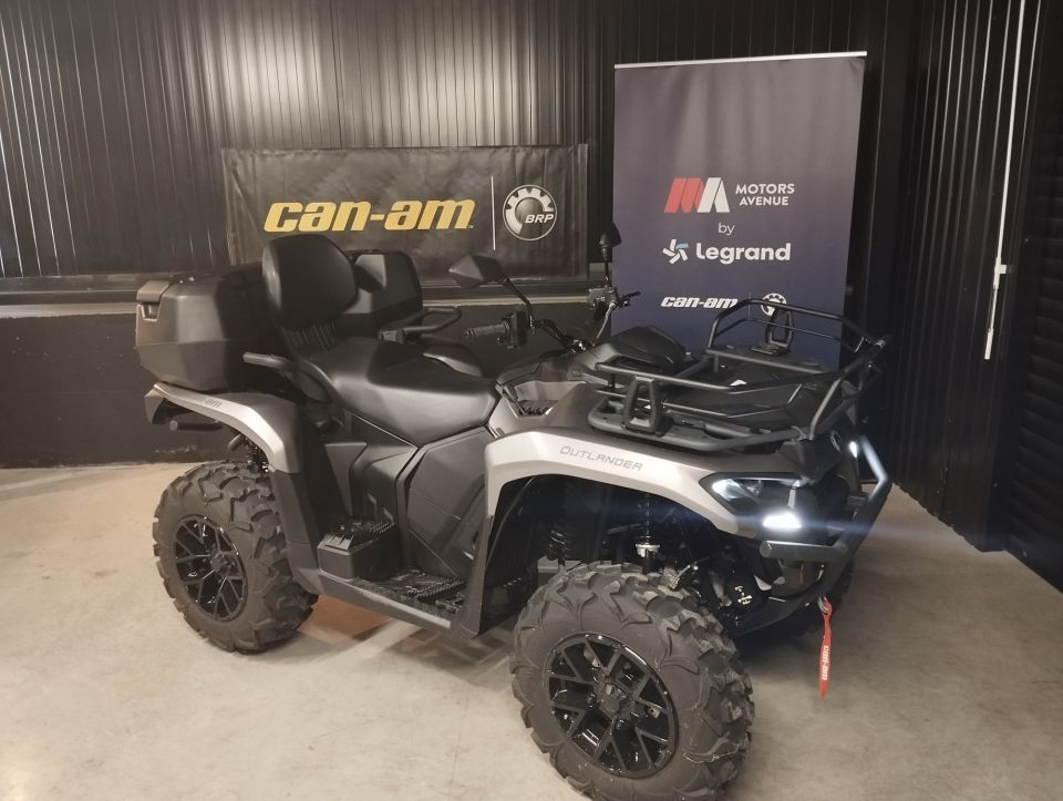 CAN-AM Outlander Max 700 XT 2024 4