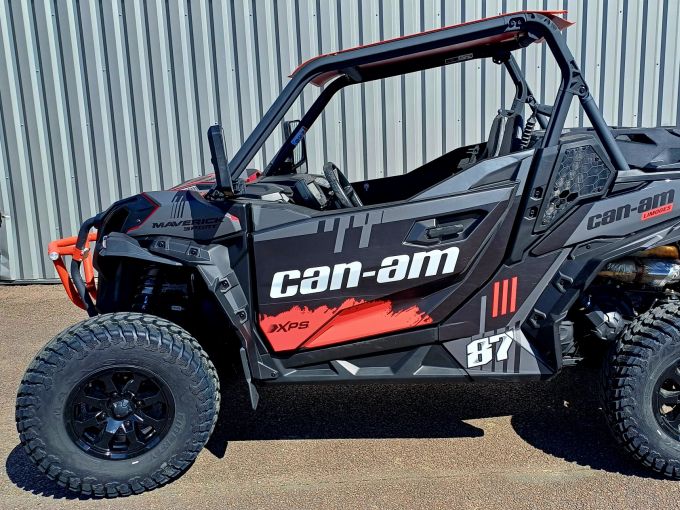 CAN-AM MAVERICK 4