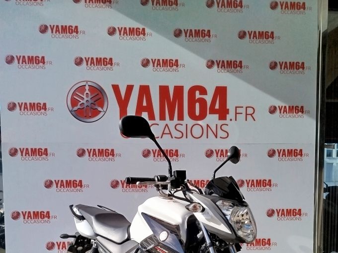 YAMAHA YS 125 4
