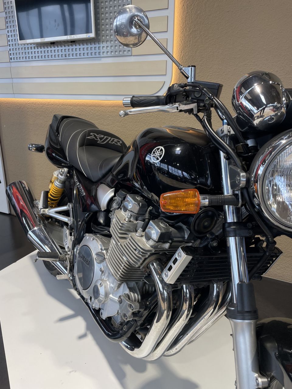 YAMAHA XJR 1300 4