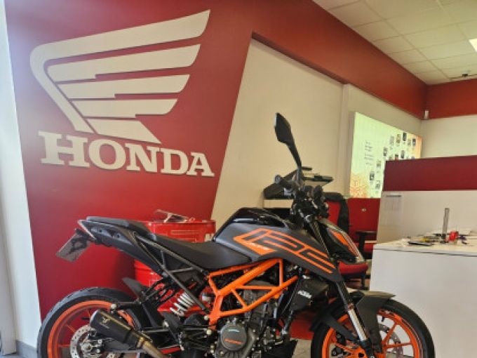 KTM 125 DUKE 4