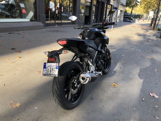 YAMAHA MT-125 ABS 4