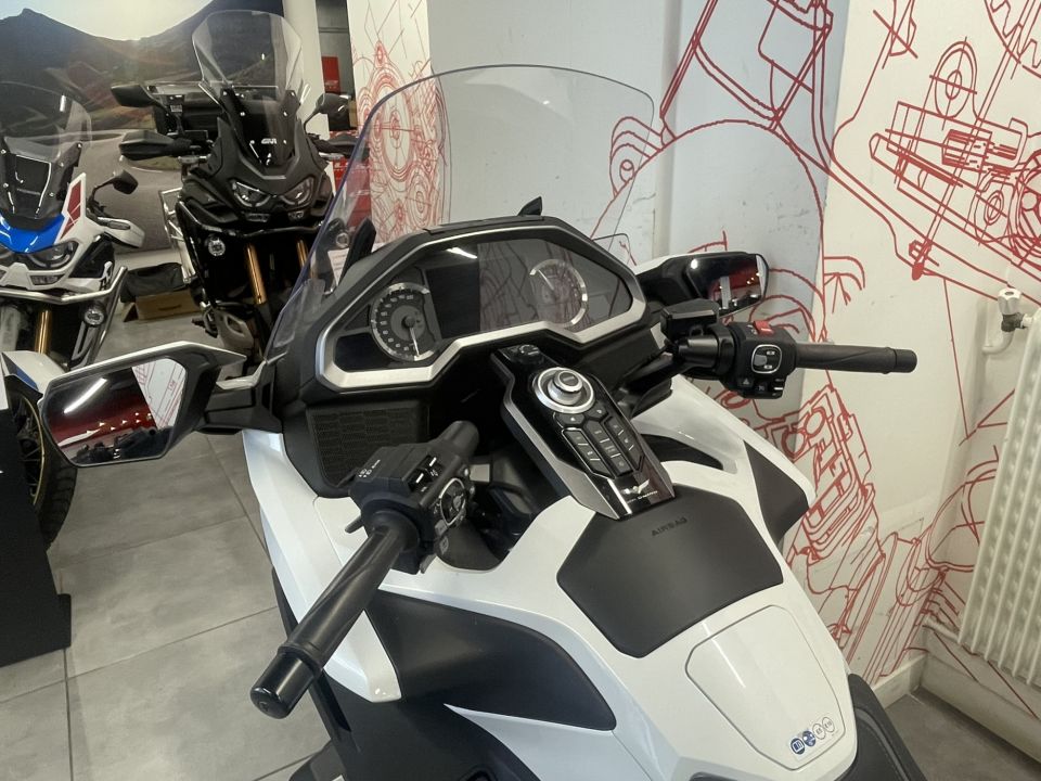 HONDA GL 1800 GOLDWING DCT 4