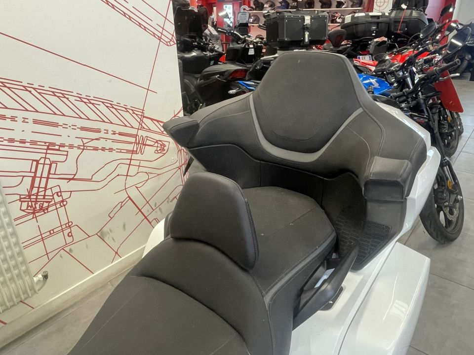 HONDA GL 1800 GOLDWING DCT 4