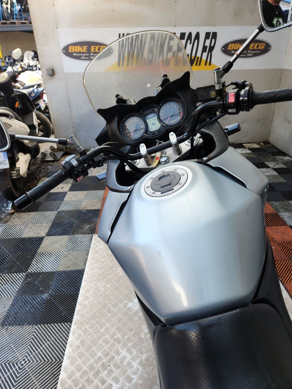 SUZUKI DL V-Strom 650 4
