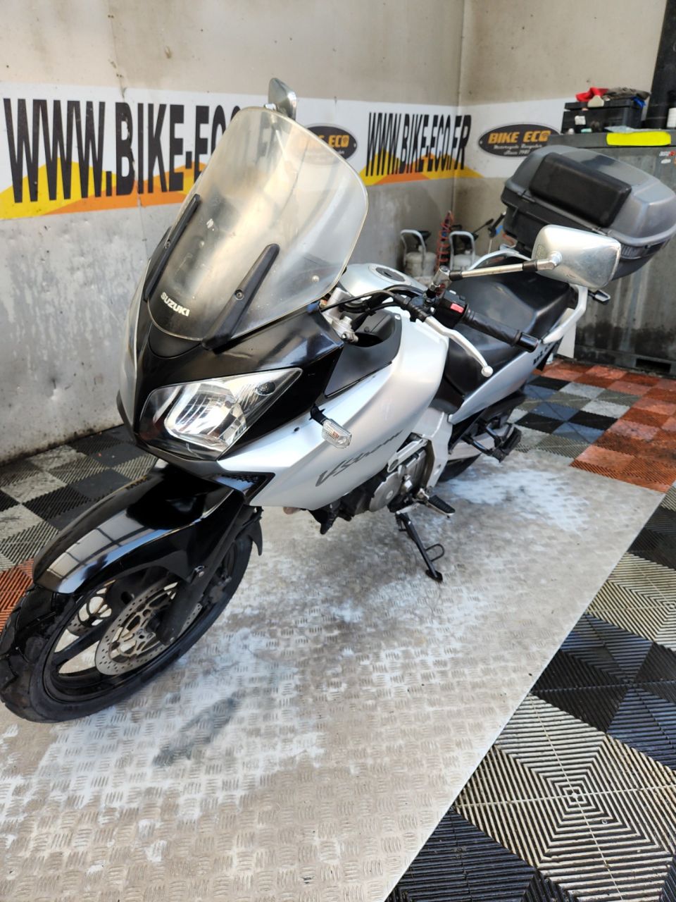 SUZUKI DL V-Strom 650 4