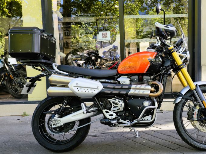 TRIUMPH SCRAMBLER 1200 XE 4