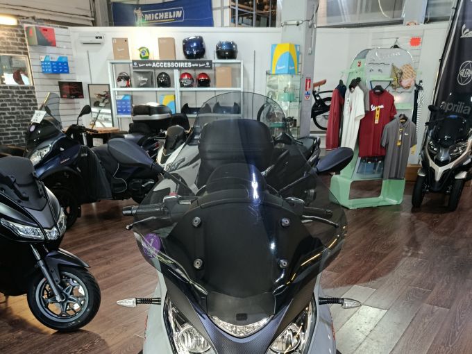 PIAGGIO MP3 500 HPE SPORT ABS/ASR 4