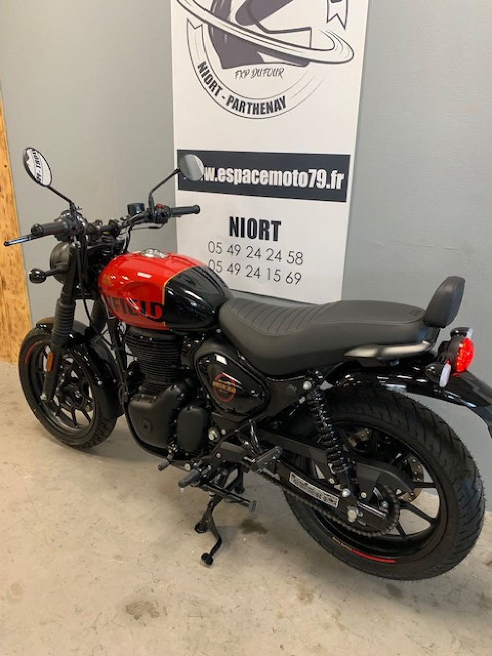 ROYAL ENFIELD HNTR 350 4