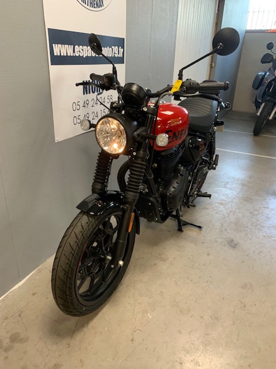 ROYAL ENFIELD HNTR 350 4