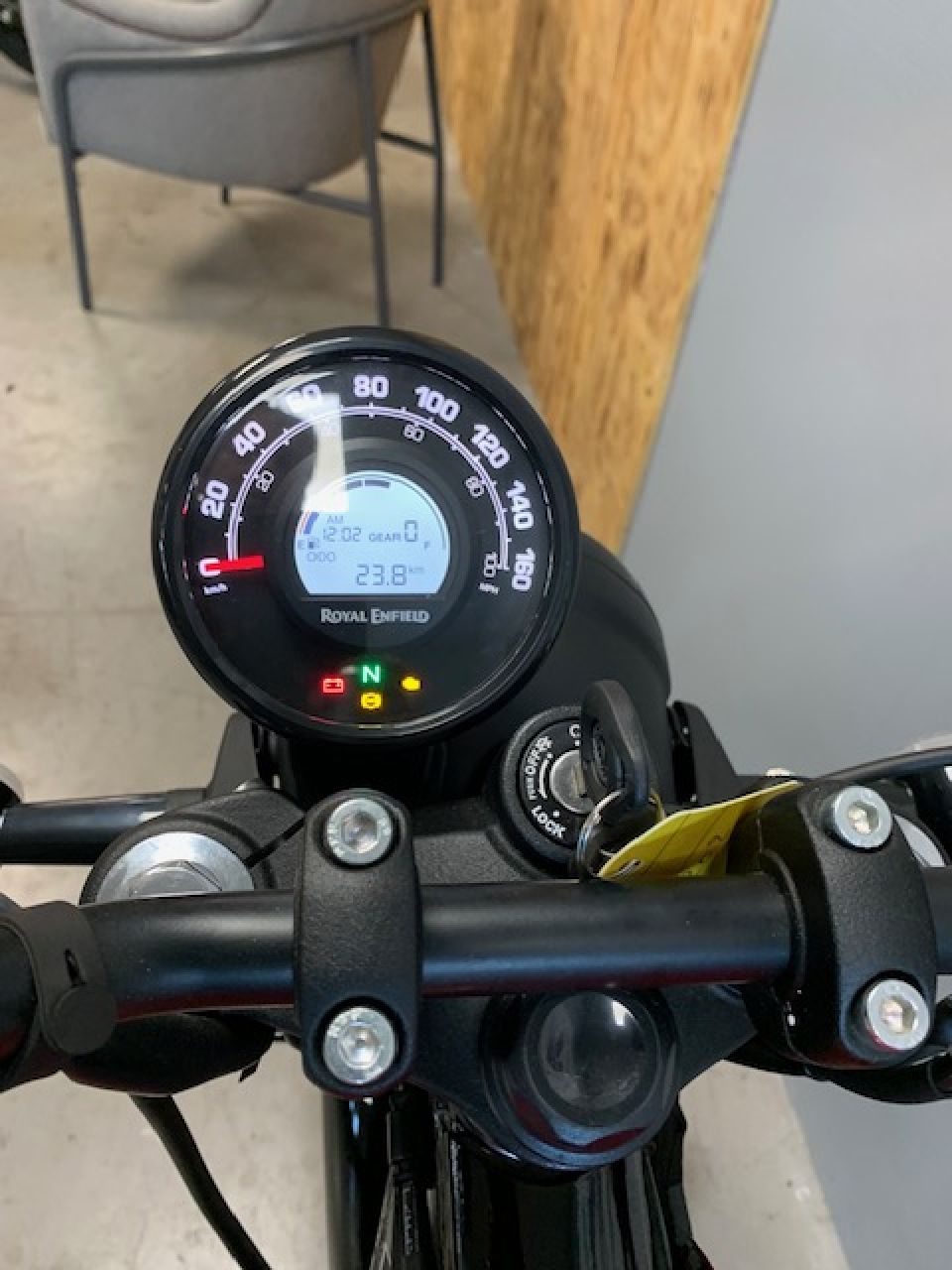 ROYAL ENFIELD HNTR 350 4