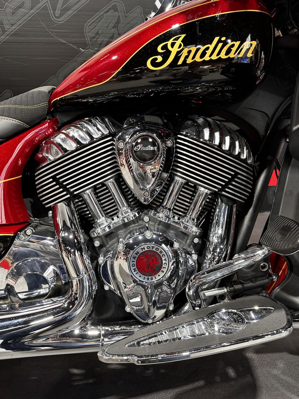 INDIAN ROADMASTER ELITE 1890 4