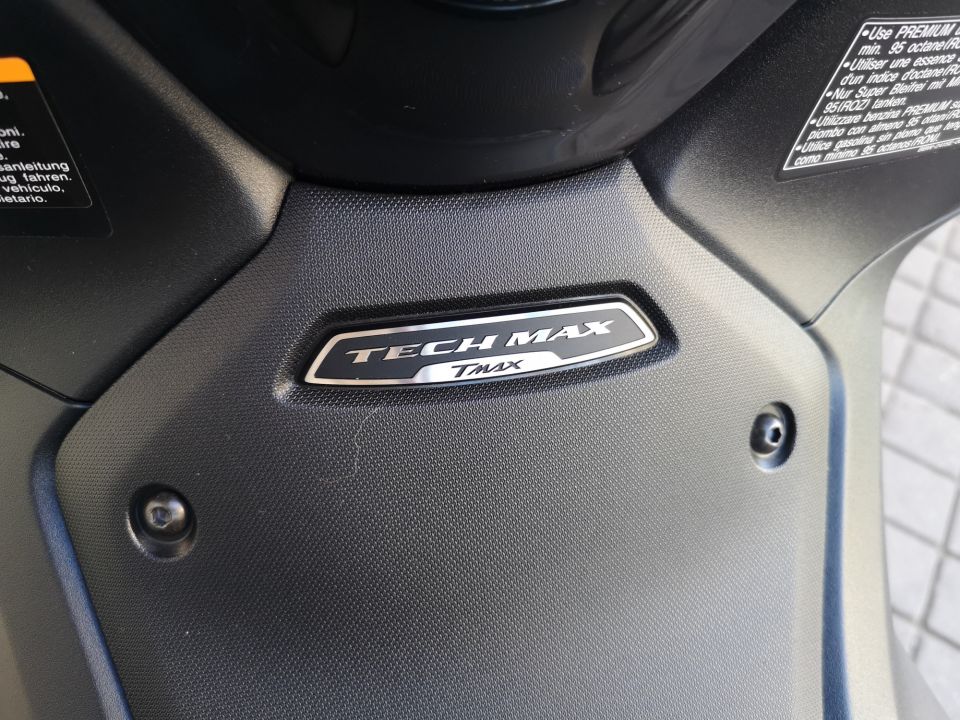 YAMAHA XP T-MAX 560 TECH MAX 4