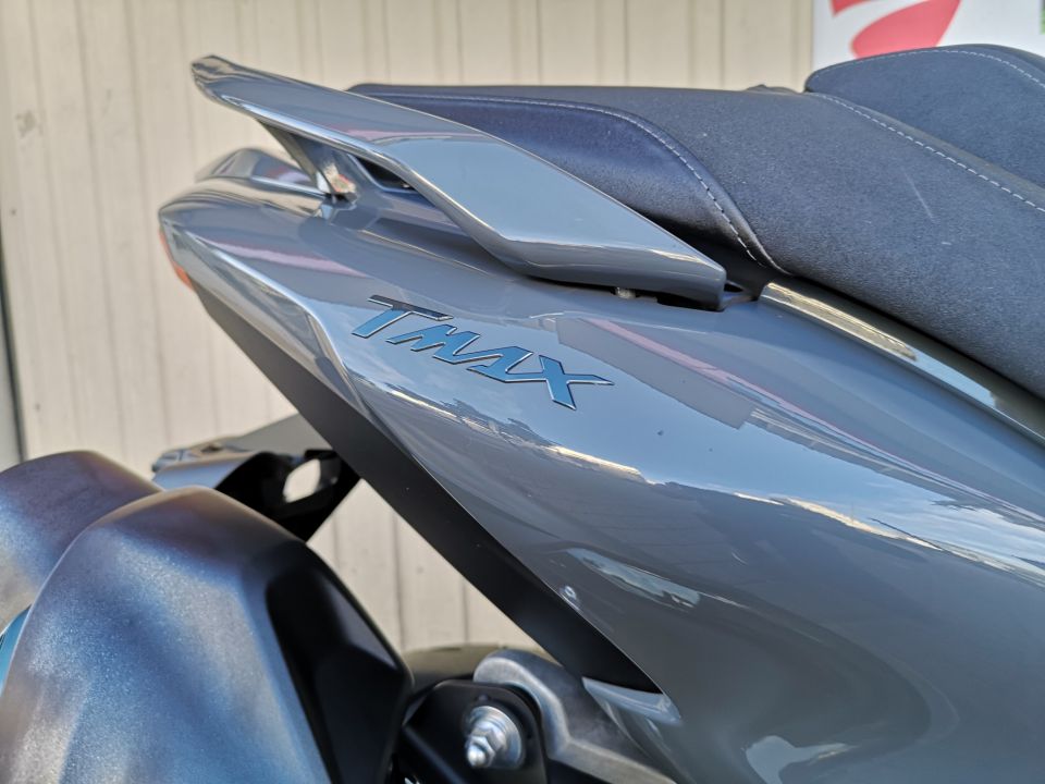 YAMAHA XP T-MAX 560 TECH MAX 4