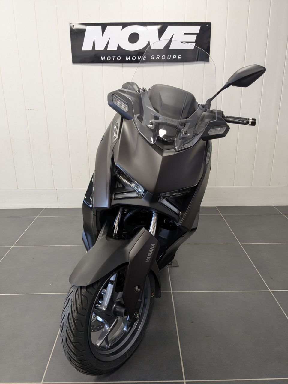 YAMAHA XMAX 125 TECH MAX 4