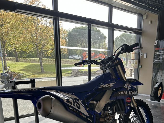 YAMAHA YZ250F 4