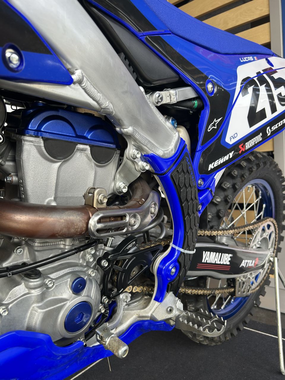 YAMAHA YZ250F 4