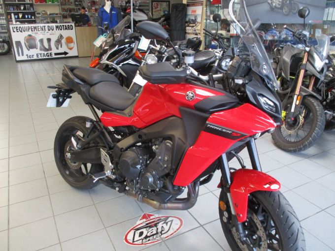 YAMAHA TRACER 9 4