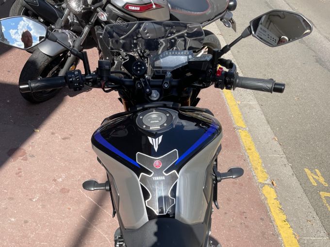 YAMAHA MT 09 SP 4