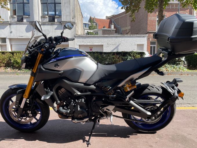 YAMAHA MT 09 SP 4