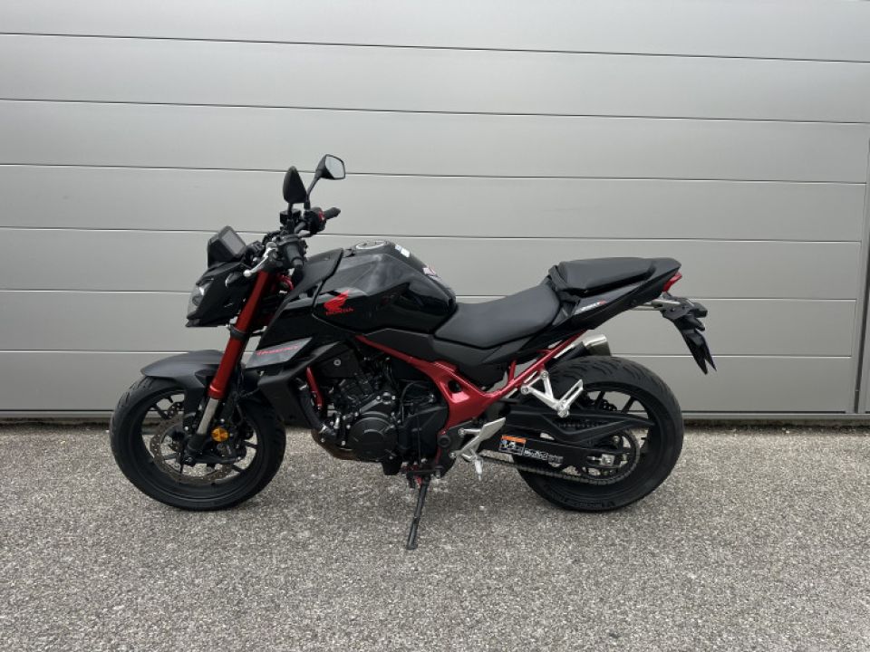 HONDA CB750 HORNET 4