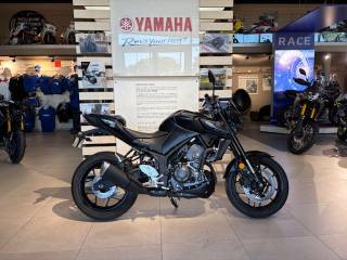 YAMAHA MT-03 2025 MIDNIGHT BLACK DE DIRECTION 91€/MOIS* +DE 450€ D'EQUIPEMENT GTIE 5 ANS - 2025
