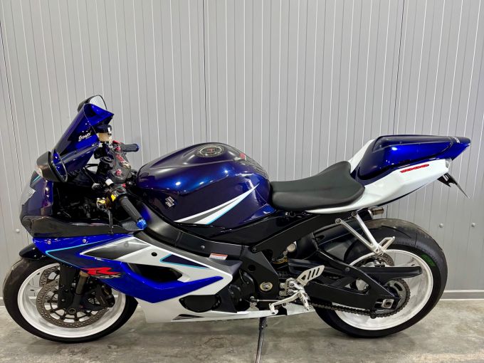SUZUKI GSX-R 1000 4
