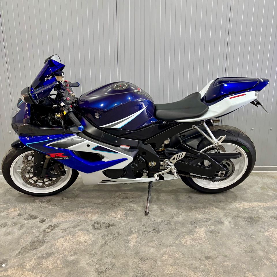 SUZUKI GSX-R 1000 4